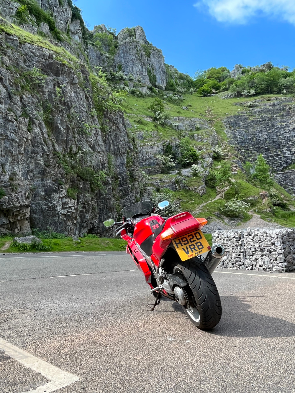 Red 1990 Honda VFR750